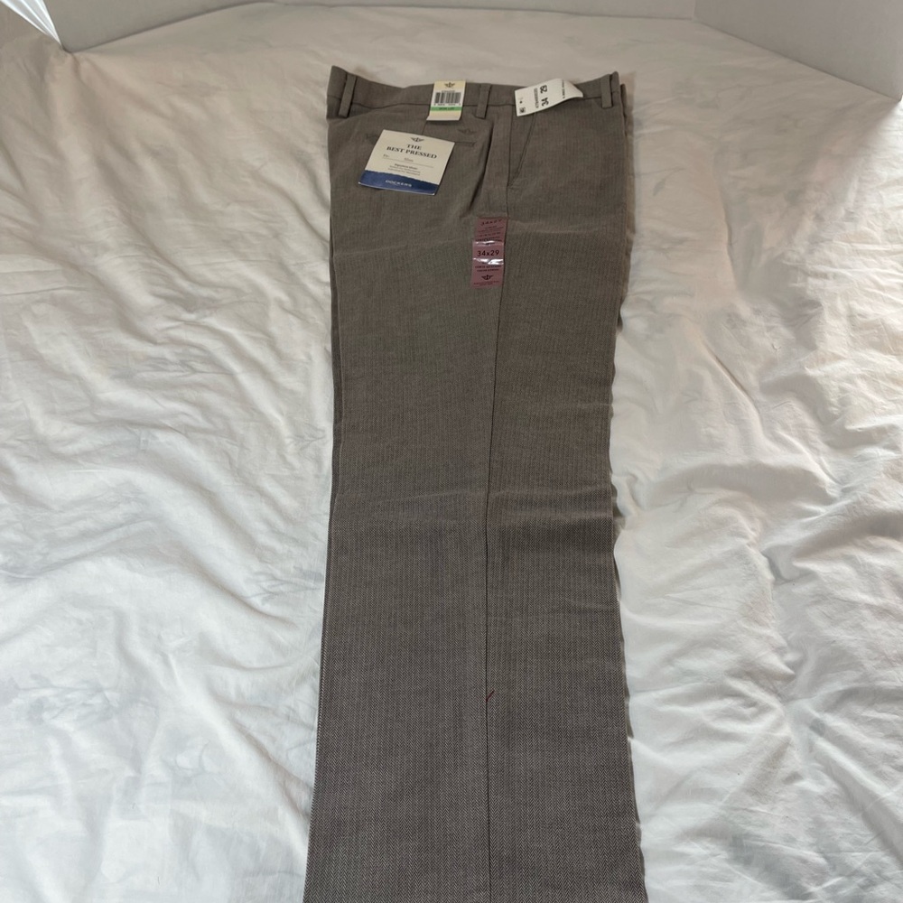 Dockers Gray Dress Pants Classic Flat-Front Design - Picture 2 of 11